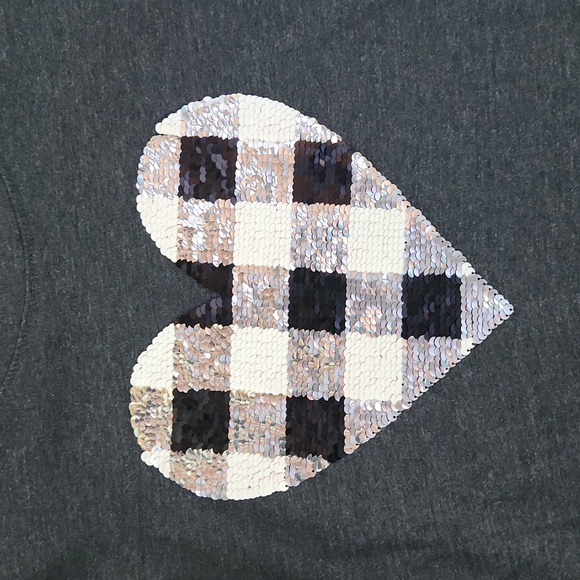 Cat & Jack Sequin Buffalo Heart XL Sequin two sided - Picture 5 of 5